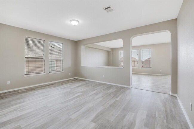 Building Photo - 131 Connor Elkins Dr