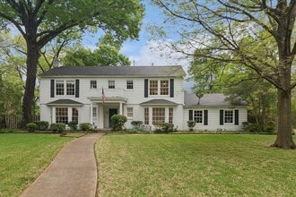 Building Photo - 8106 San Benito Way