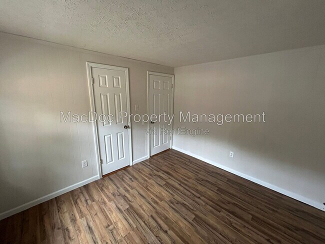 Building Photo - 116 Loch Ln Dr