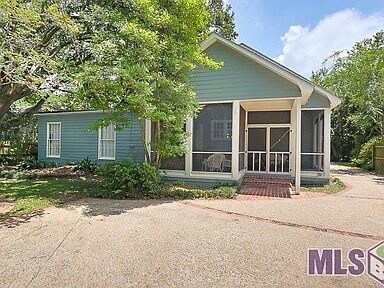 Building Photo - 225 LSU Avenue