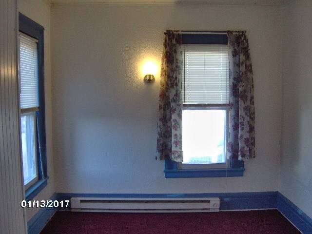 Bedroom - 39 Chestnut Ave