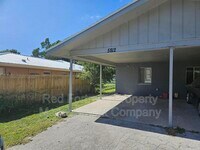 Building Photo - 5812 Algiers St