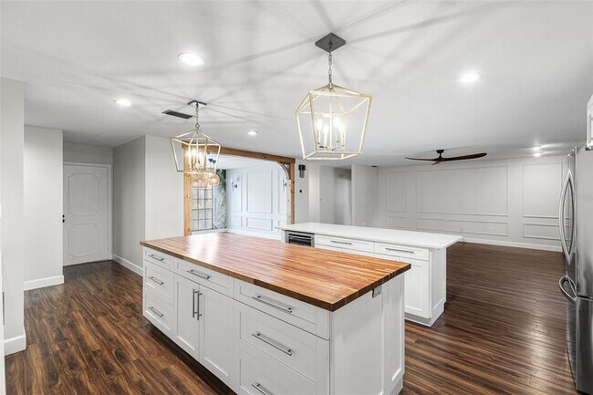 Building Photo - 16208 Armistead Ln