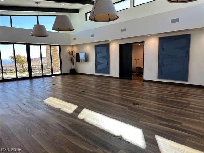 Building Photo - 12488 Primrose Grove Ln