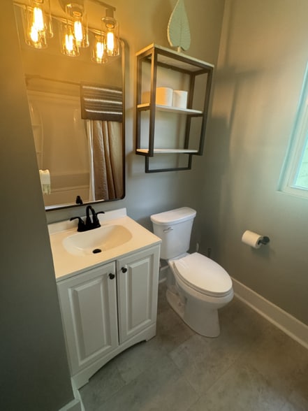 Building Photo - 103 Walker St