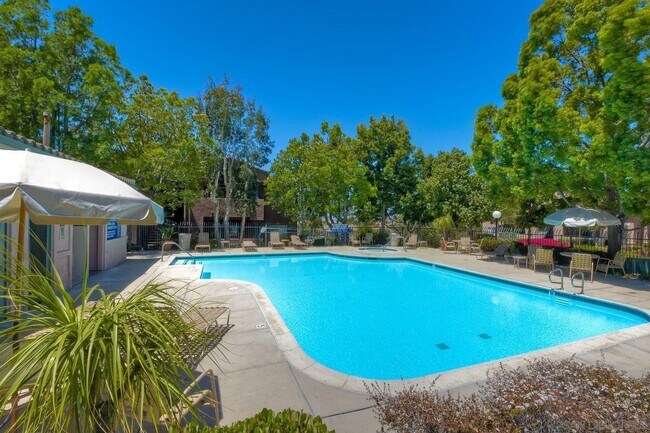 Building Photo - 17161 Alva Rd