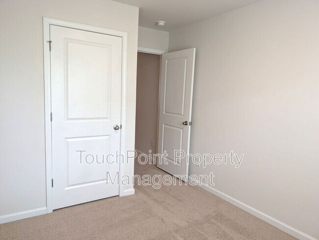 Building Photo - 5131 Hyrule Dr