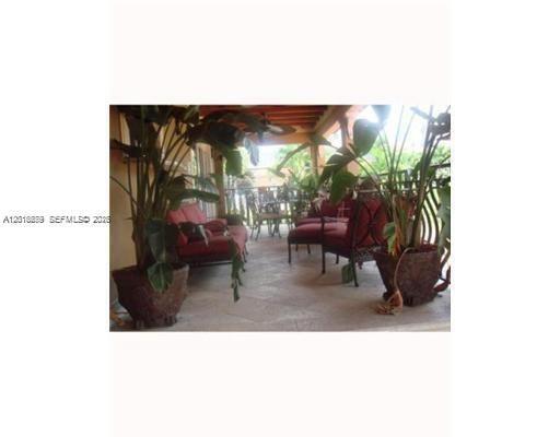 Building Photo - 12425 SW 43rd St