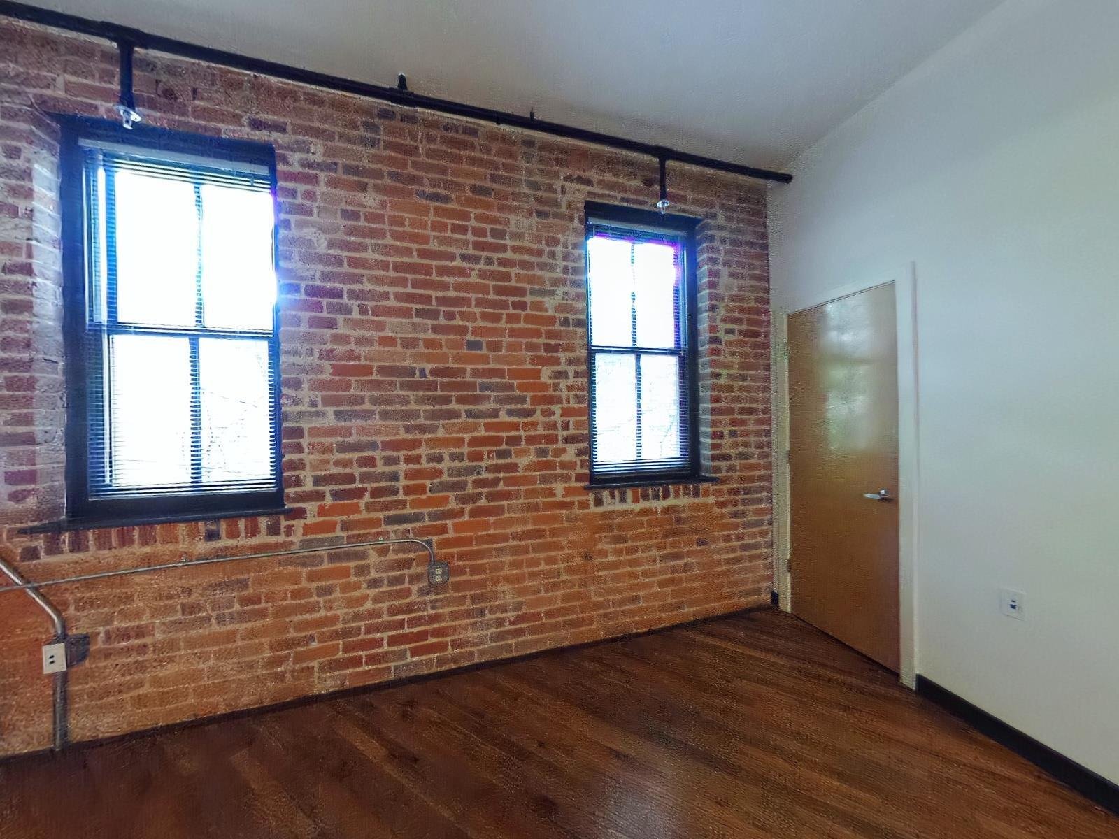 Building Photo - 1318 W Broad St