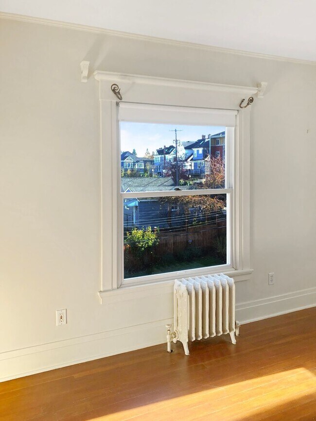 Building Photo - Historic North Slope Charm with Sweeping Sound Views — 4BR/1.5BA