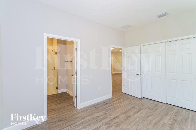 Building Photo - 356 Garbelmann St