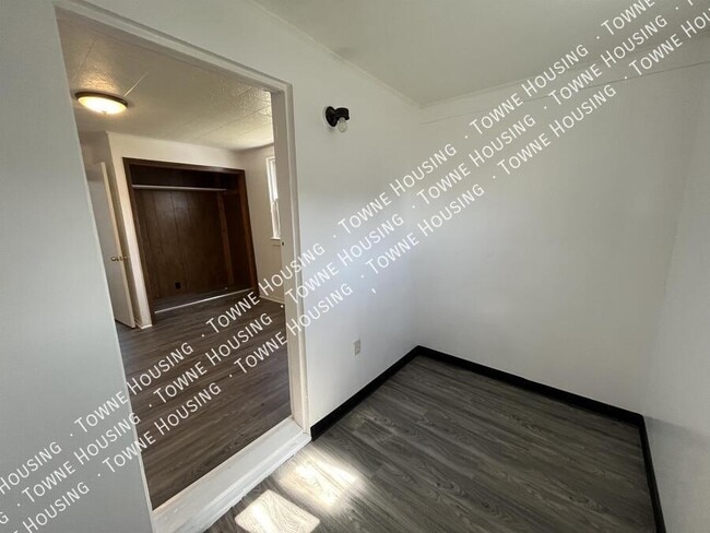 Building Photo - 340 Park Ave