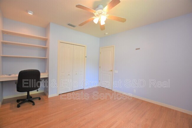 Building Photo - 2218 Longleaf Cir