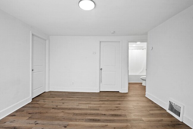 Building Photo - 66 Endicott Ave