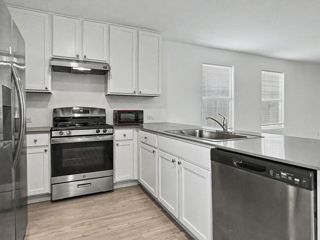 Building Photo - Comfortable 3-Bedroom Home in Seguin