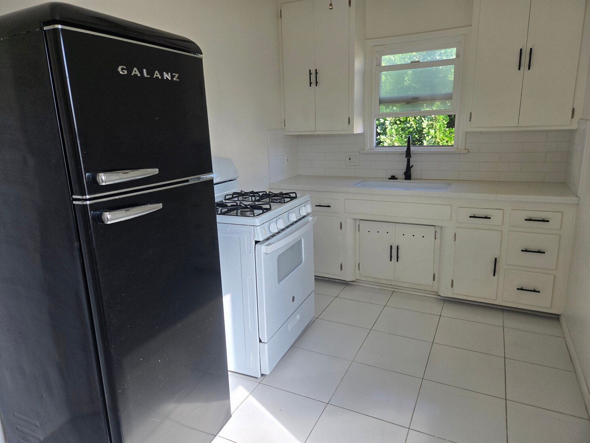 Building Photo - 1149 Ximeno Ave