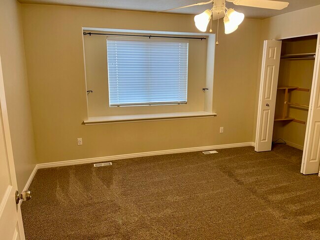 Master Bedroom - 2876 W 3965 S
