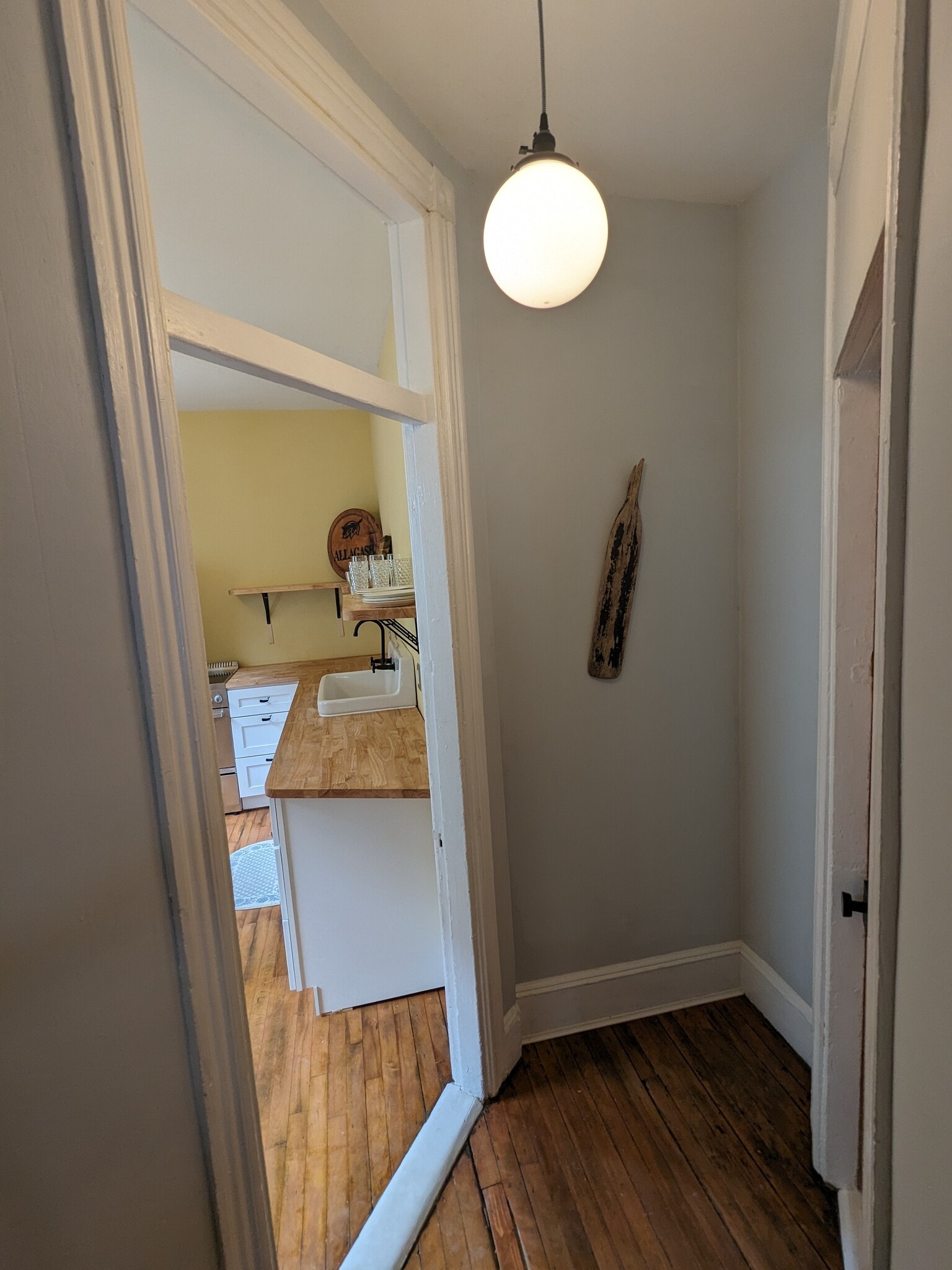 Building Photo - 241 Spring St