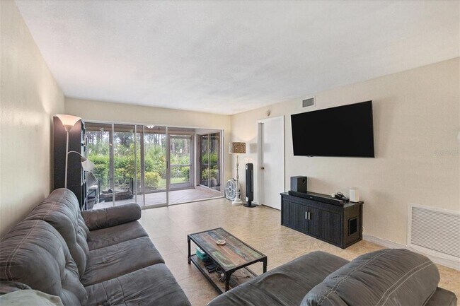 Building Photo - 4483 Longmeadow
