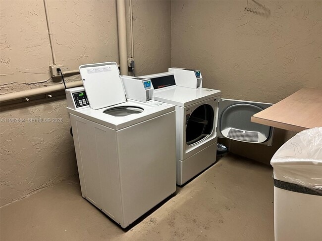 Building Photo - 8103 Camino Real