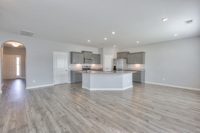 Building Photo - 212 Eusa Cantrell Ln