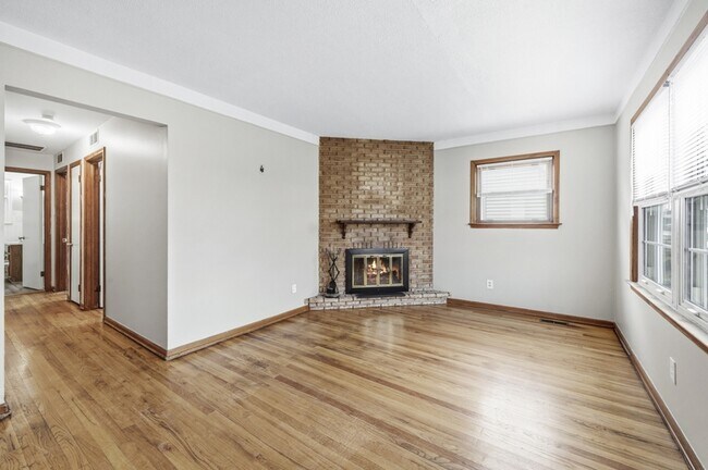 Building Photo - 8048 Timken Ave