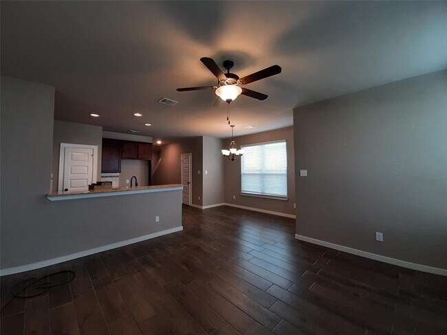 Building Photo - 118 Wickersham St