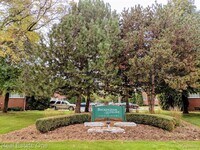 Building Photo - 463 N Eton St