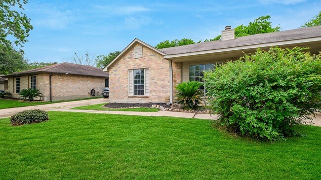 Building Photo - 19414 Lazy Valley Dr