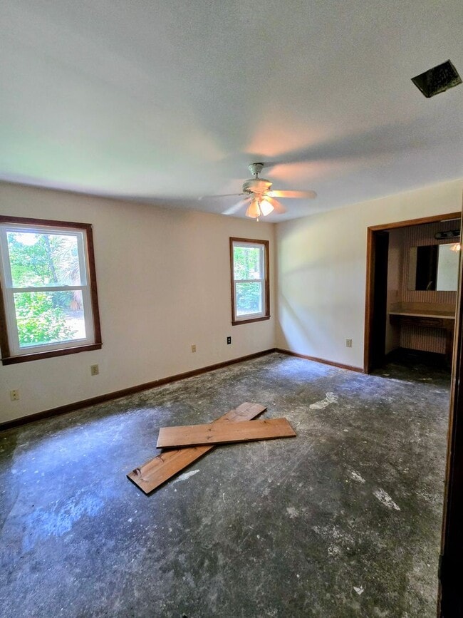 Building Photo - 407 Indian Dr