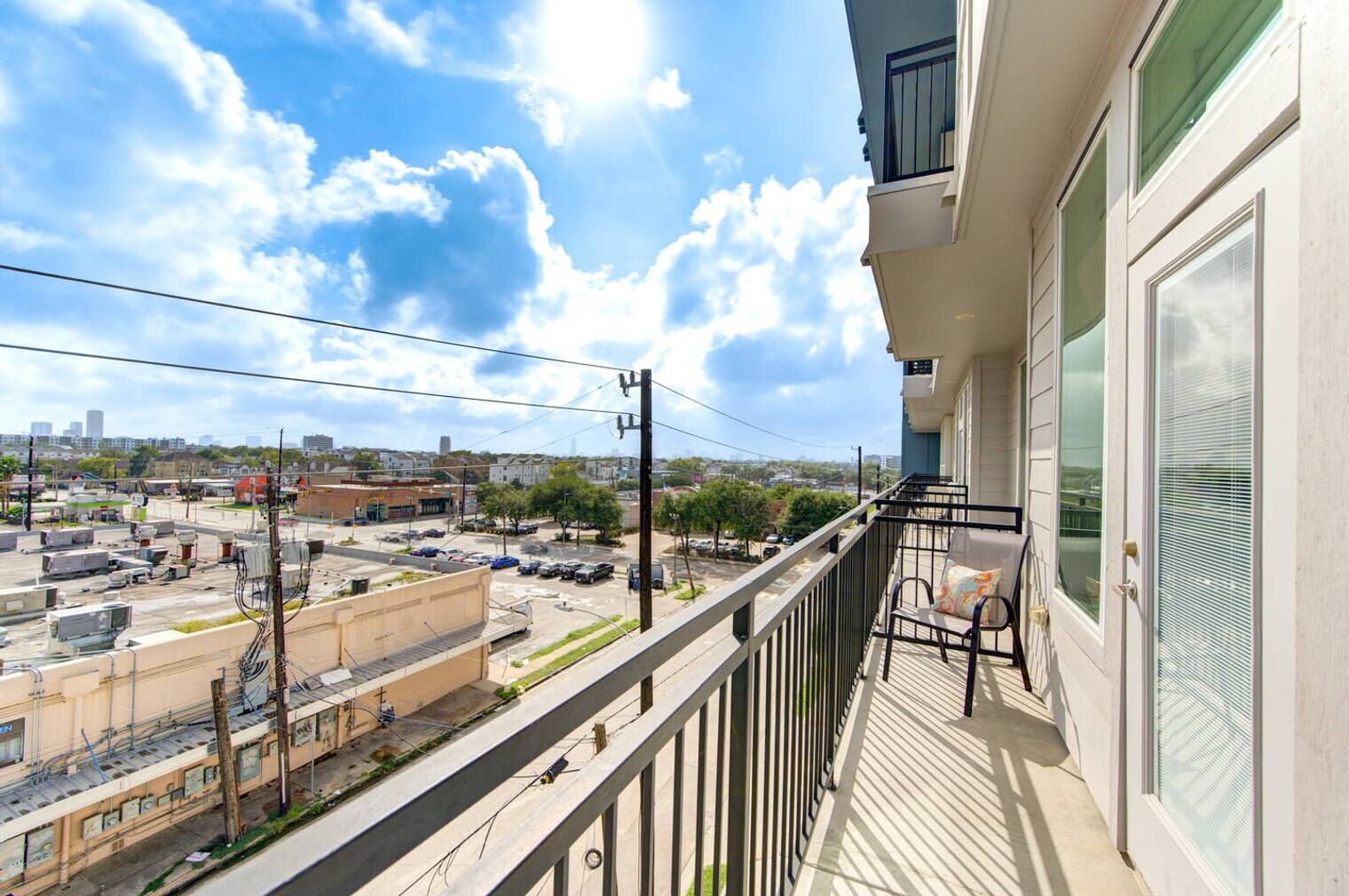 Building Photo - 1111 Shepherd Dr