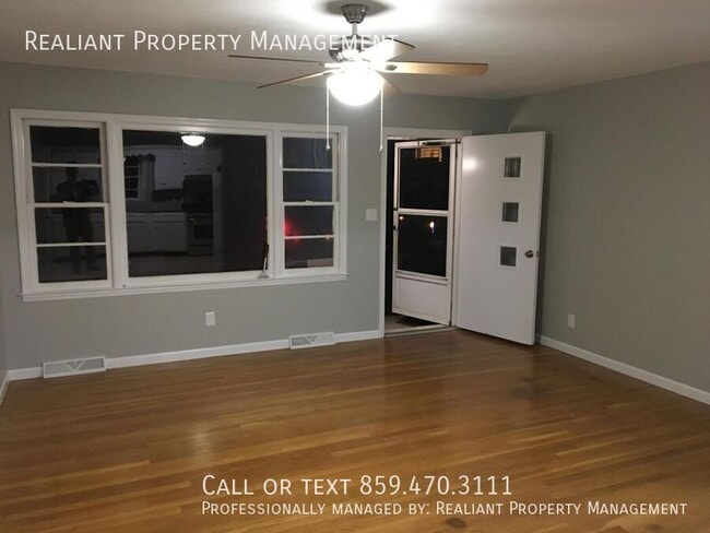 Building Photo - 208 W. Linden-