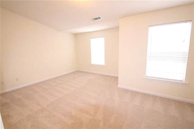Building Photo - 3893 Grovemont Pl