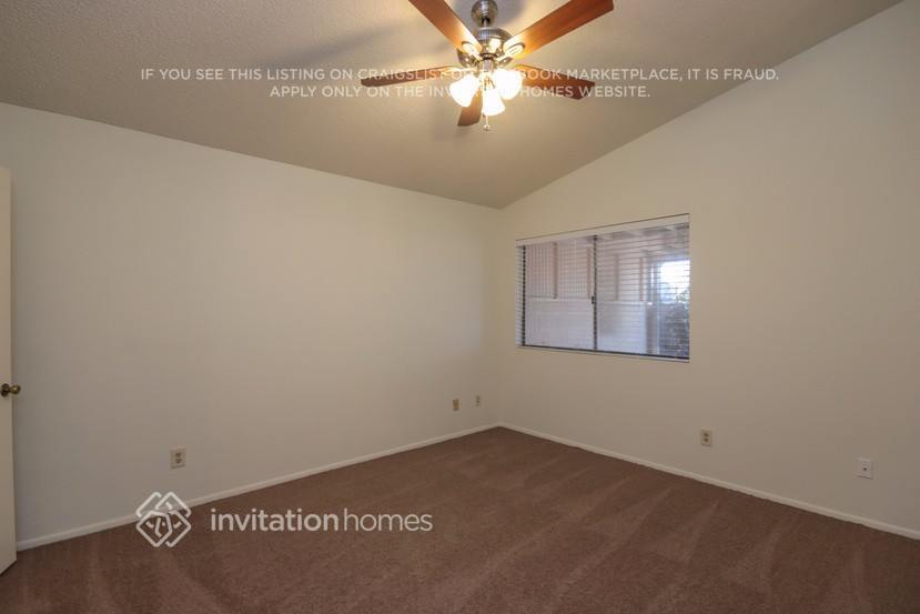 Building Photo - 17910 N 88th Dr