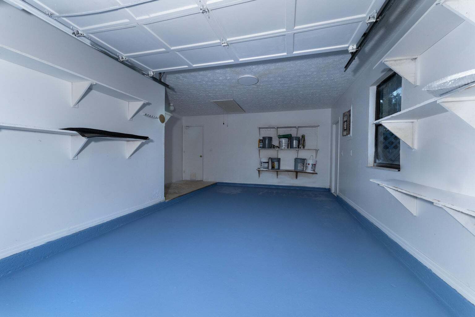 Building Photo - 1181 SW Sarto Ln