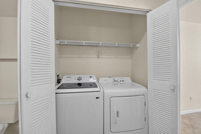 Building Photo - 107 Yacht Club Way