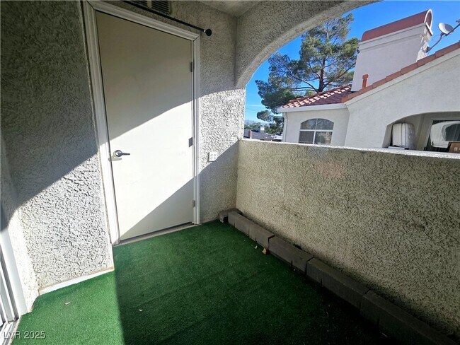 Building Photo - 4316 W Lake Mead Blvd