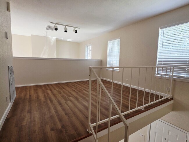Building Photo - 2323 Augusta Dr