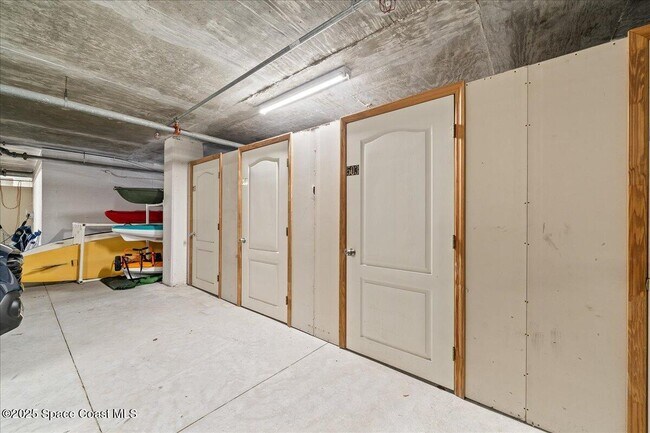 Building Photo - 8954 Puerto Del Rio Dr