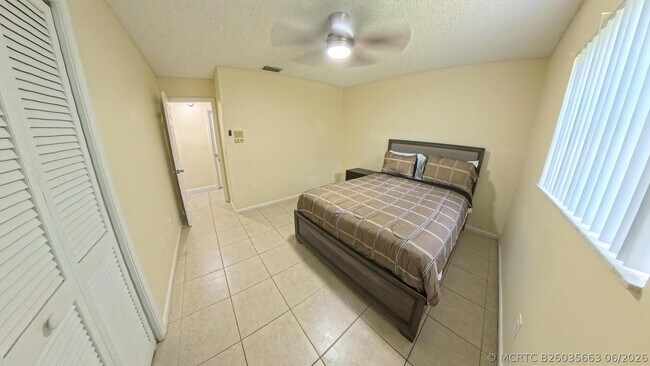 Building Photo - 13484 Jonquil Ct