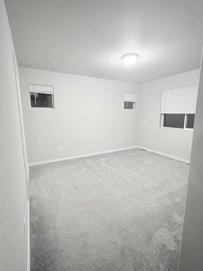 Building Photo - 4159 Samaritan Lp