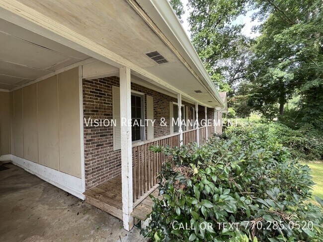 Building Photo - 55 S Greenwood Dr