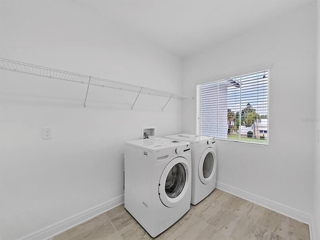 Building Photo - 3816 W North A St