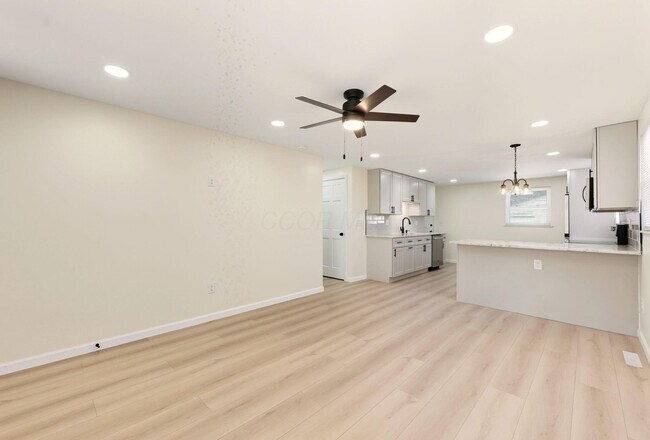 Building Photo - 3938 Halsey Pl