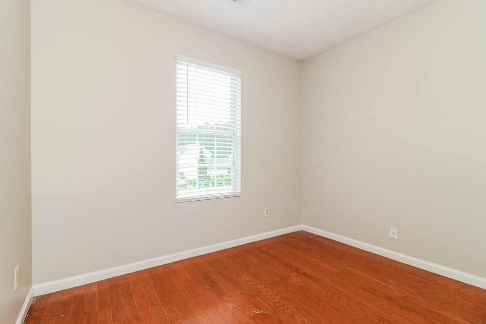 Building Photo - 2124 Oakland Spring Dr