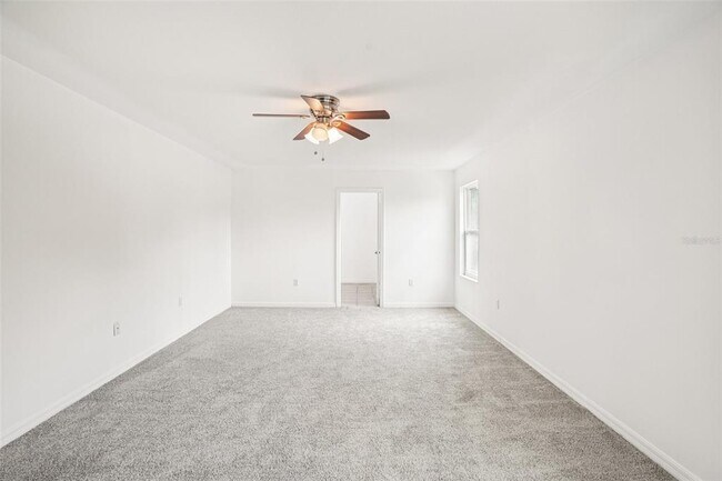 Building Photo - 1211 Canyon Oaks Dr