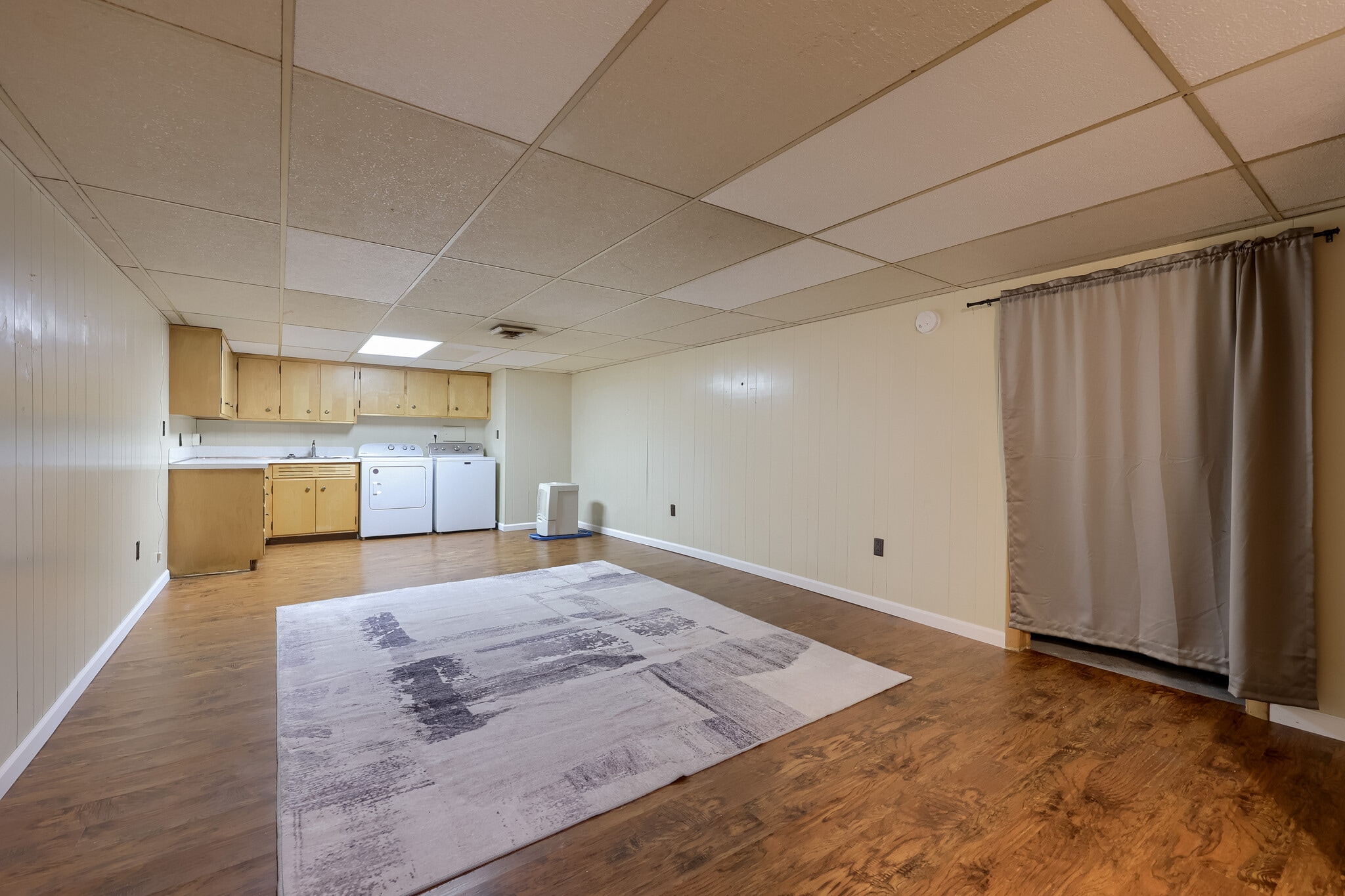 Building Photo - 123 N Spruce St