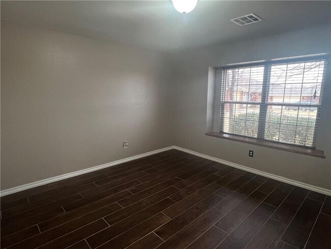 Building Photo - 15920 Korie Dr