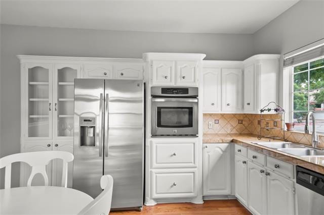 Building Photo - 4020 Mediterranean St