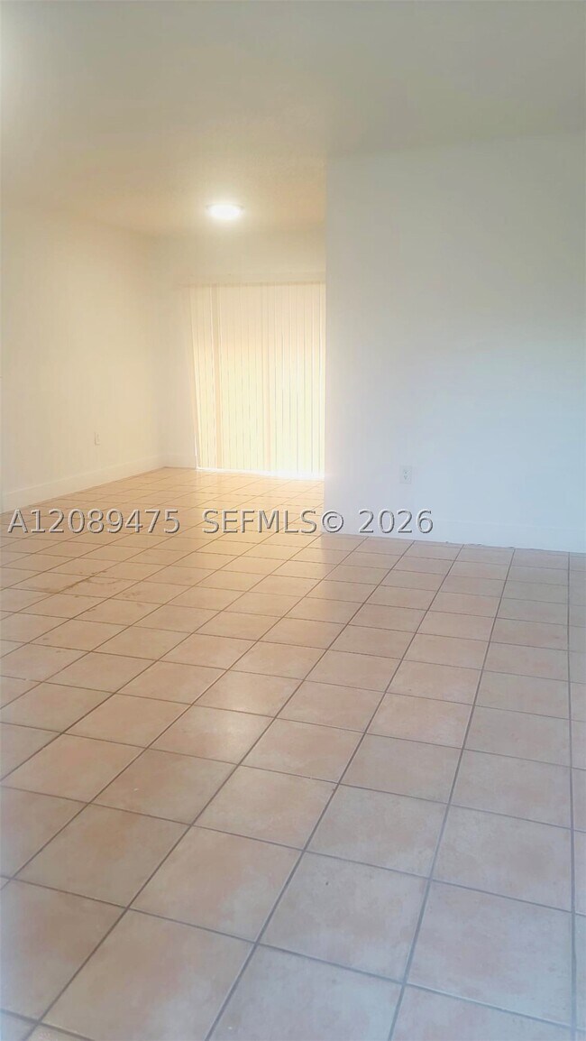 Building Photo - 19225 NW 50th Ct